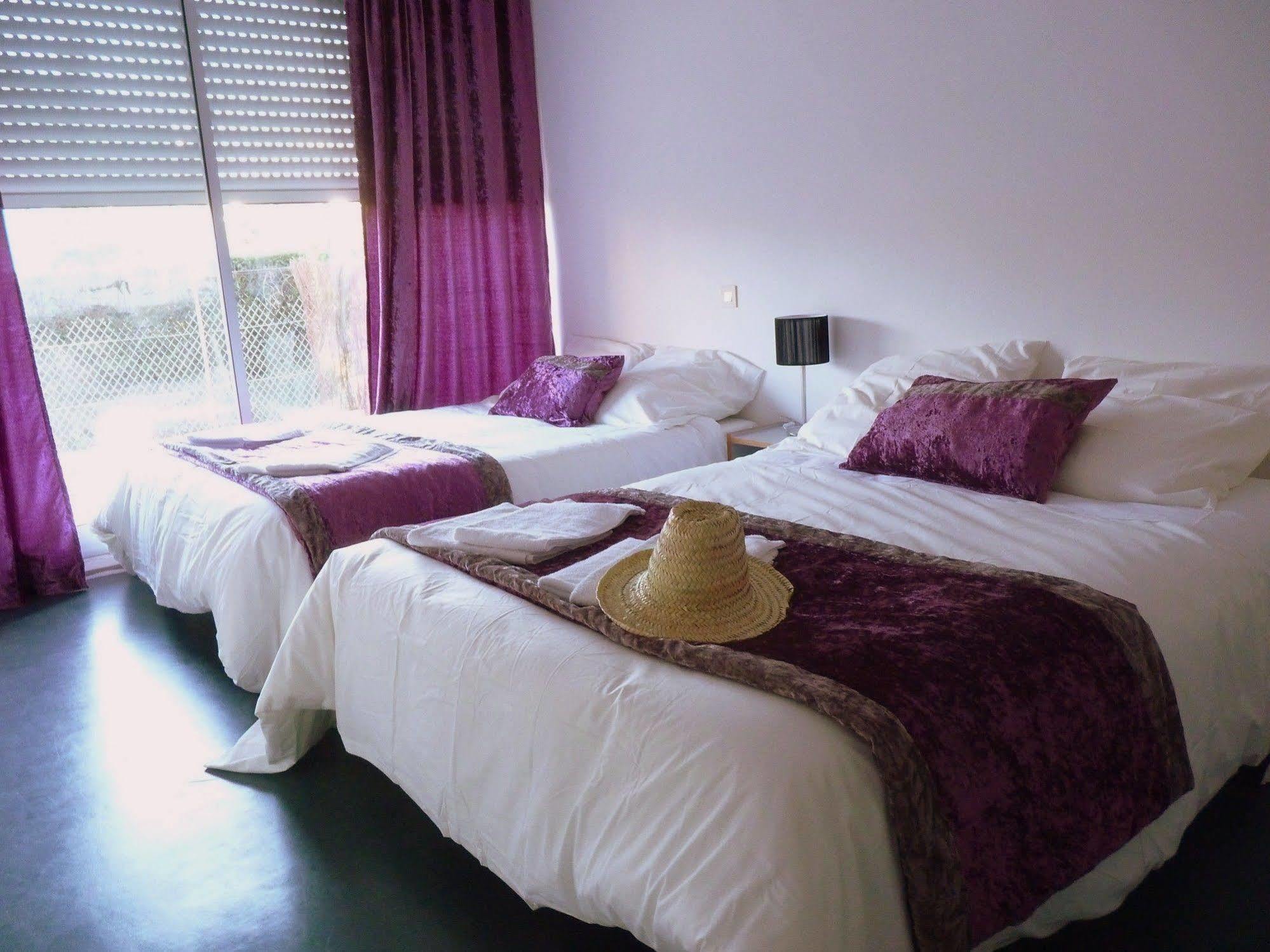 Hotel Sable Et Soleil - Port, Plage Et Jacuzzi Prive Frejus Exterior photo