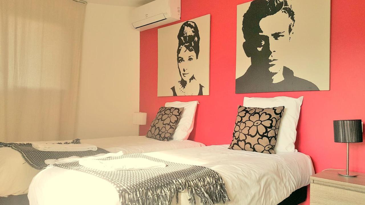 Hotel Sable Et Soleil - Port, Plage Et Jacuzzi Prive Frejus Room photo